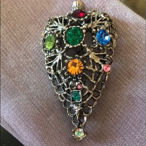 Vintage rhinestone brooch